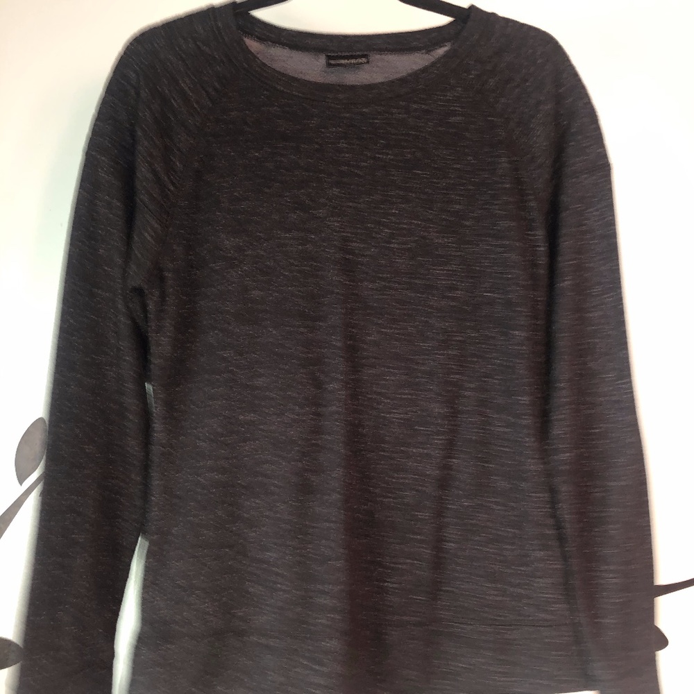 thin sweatshirt
